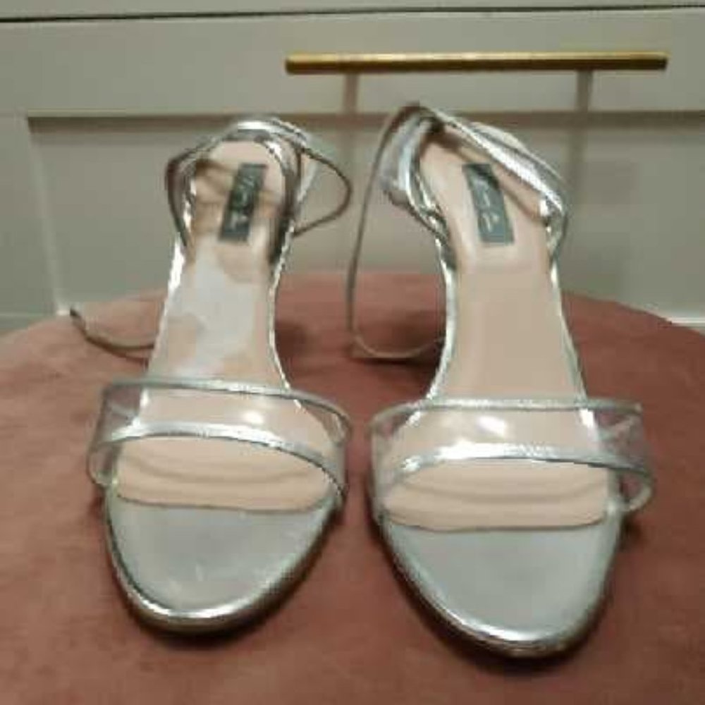 SJP Womens Queen Silver Heels